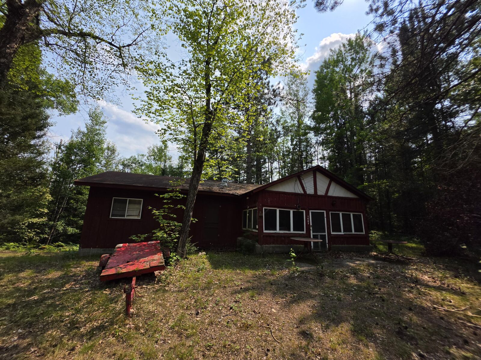 Property Photo: 1407 Rainbow Park Trail MI 48647