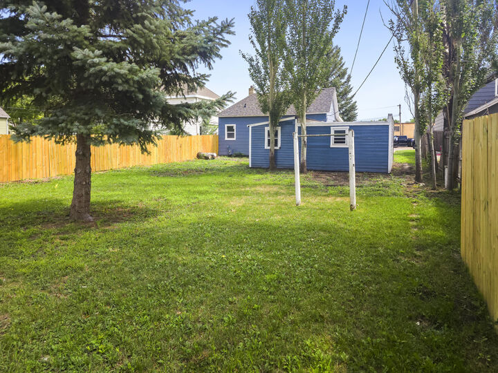 Property Photo: 219 N 1st Street SD 57401