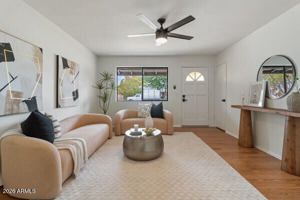 Property Photo:  1239 W 11th Street  AZ 85281 