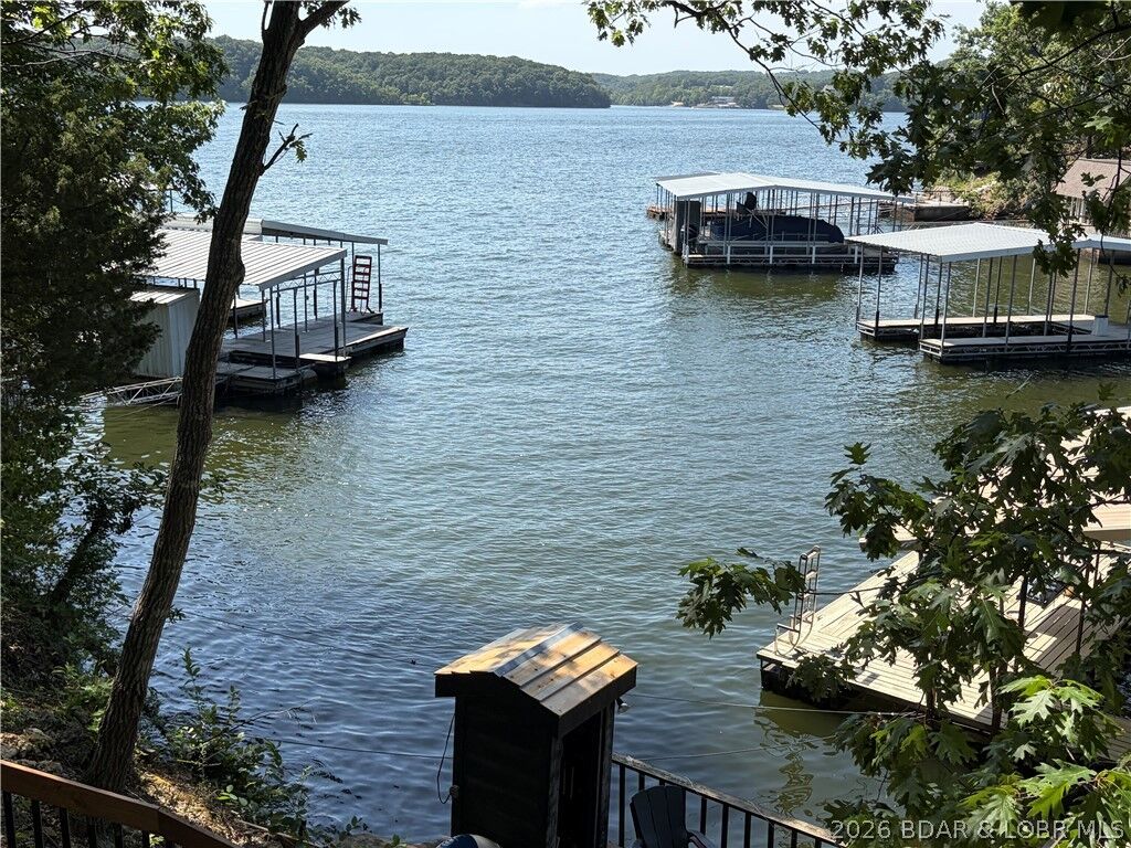 Property Photo: 41 Tavern Cay Drive MO 65065