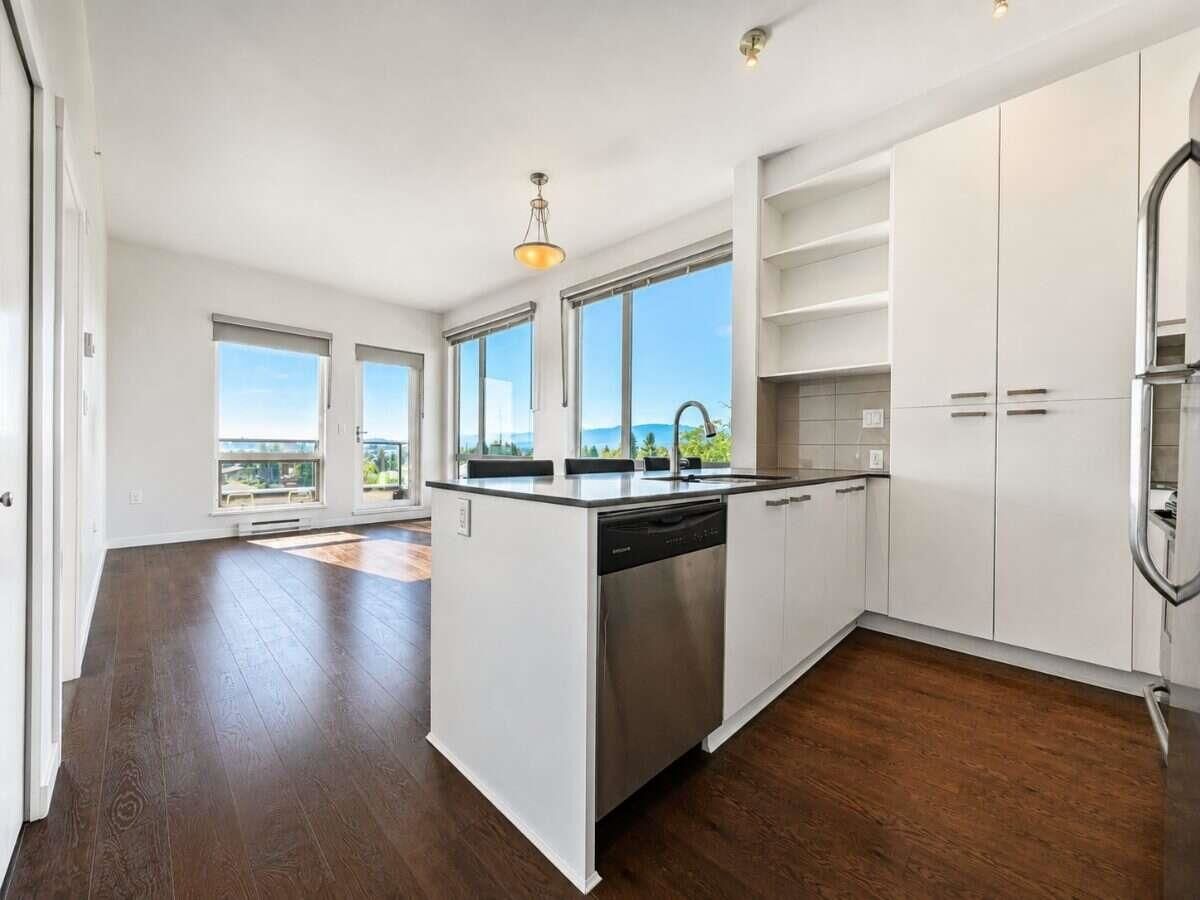 Property Photo: 20331 Dewdney Trunk Road 403 BC V2X 3C9