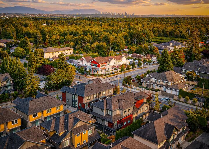 Property Photo: 9880 Granville Avenue Sl6 BC V6Y 1R3