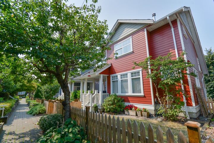 13160 Princess Street 5 — photo 1