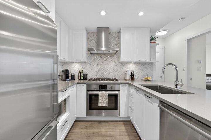 Property Photo: 520 Como Lake Avenue 2101 BC V3J 0E8