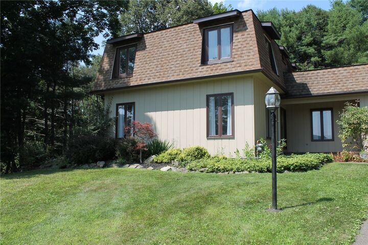 Property Photo: 5 Ridgeway Circle NY 14870