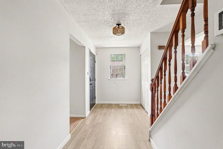 Property Photo:  737 Fox Chase Circle  DE 19701 