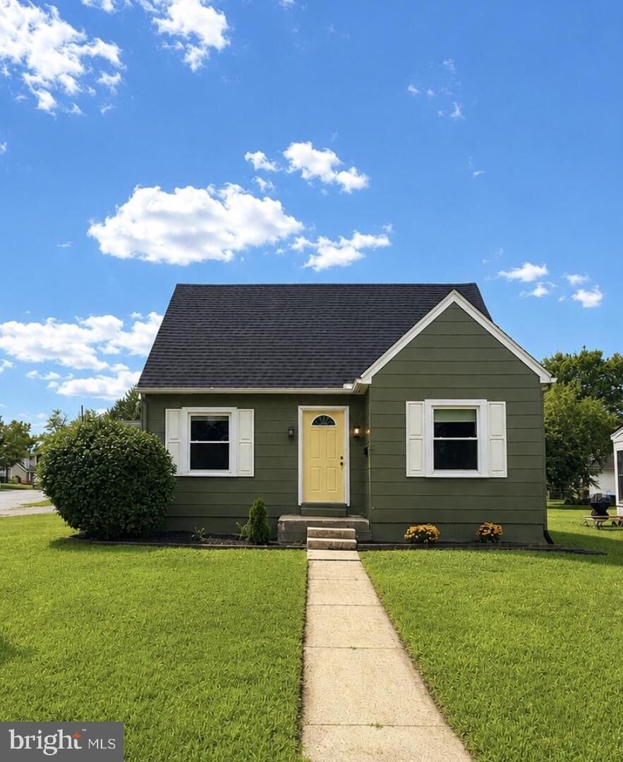 Property Photo:  302 Park Circle  MD 21921 