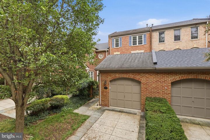 Property Photo:  4006 Highwood Court NW  DC 20007 