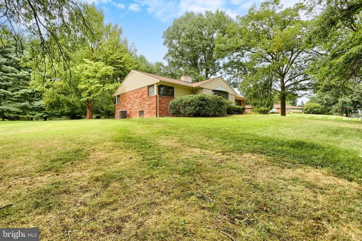 Property Photo:  480 Saint Johns Drive  PA 17011 