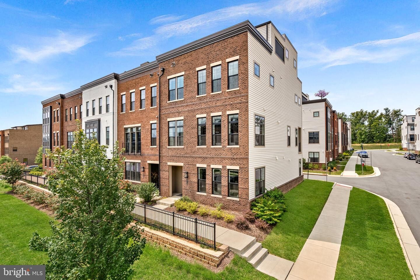Property Photo:  22168 Penelope Heights Terrace  VA 20148 