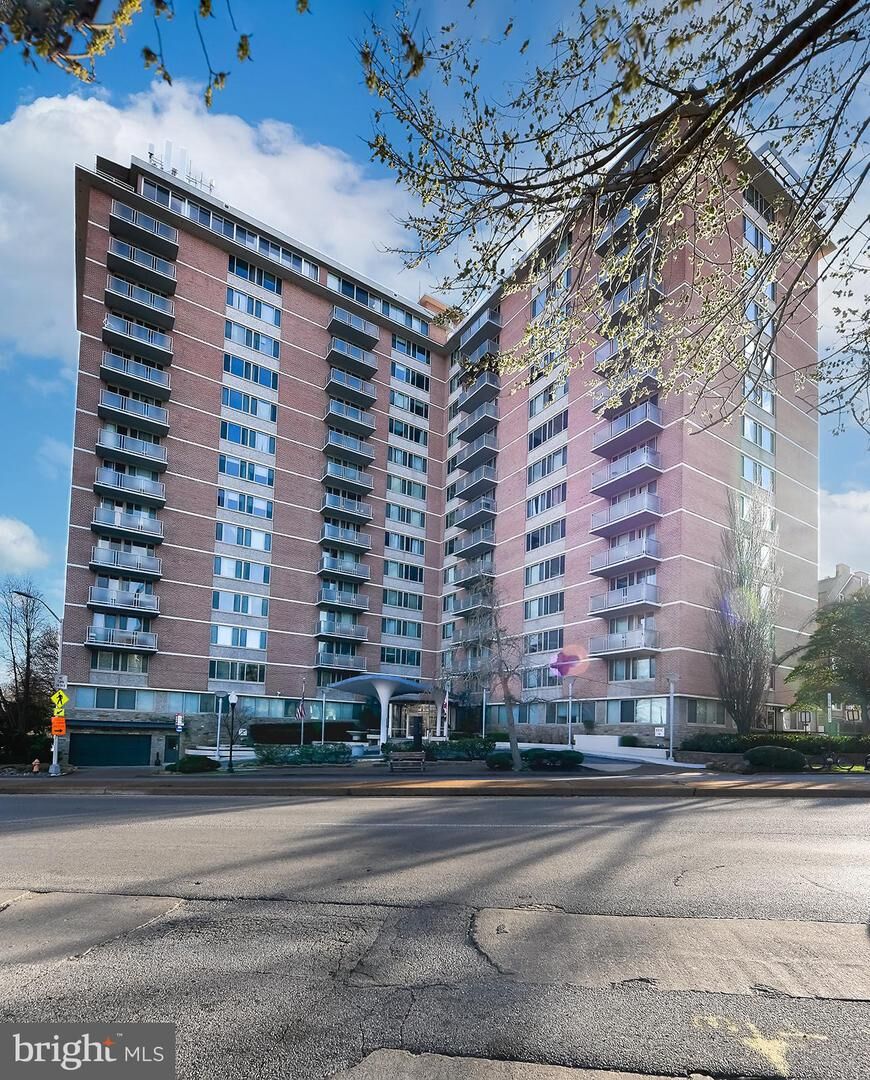 Property Photo:  1 E University Parkway 409  MD 21218 