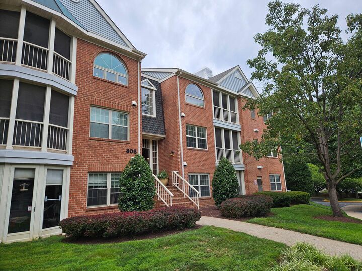 Property Photo: 806 Amber Tree Court 806-303 MD 20878