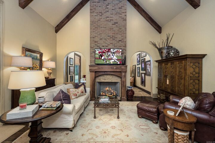 Property Photo: 79 Sologne Circle AR 72223