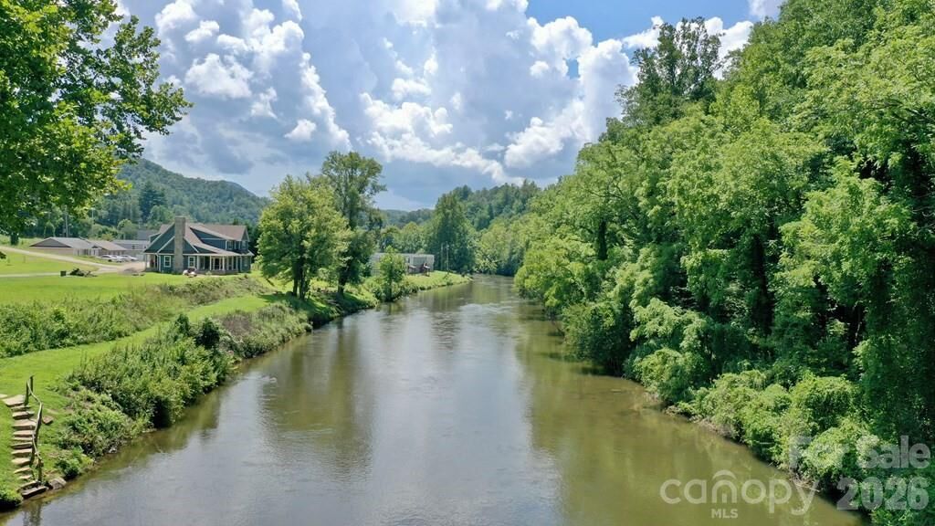 Property Photo: Lot 4 Bayside Drive 4 NC 28779