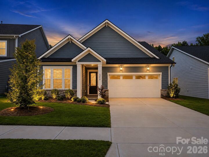 Property Photo:  5208 Glenwalk Drive  NC 28269 