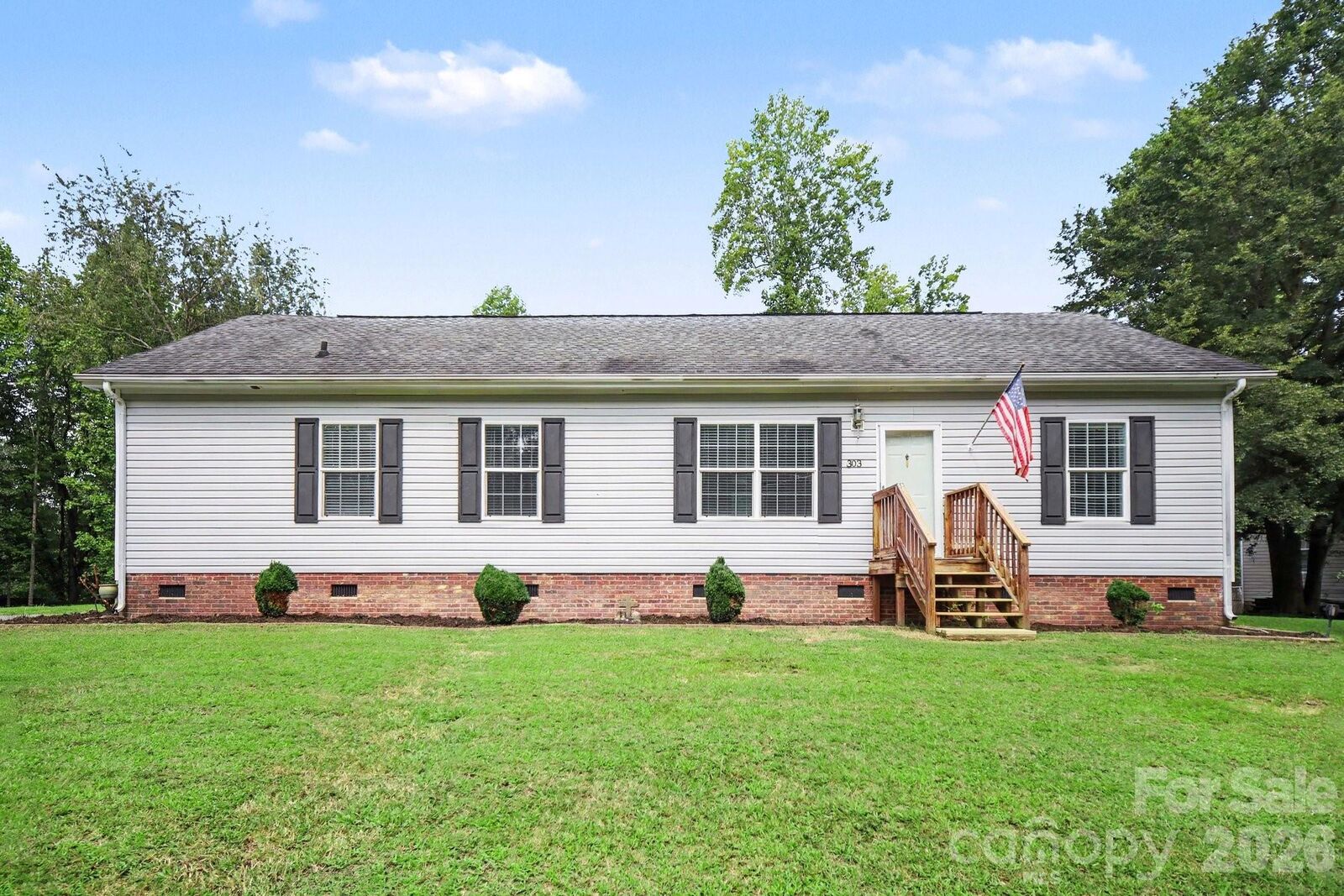Property Photo:  303 Hardin Circle  NC 28073 