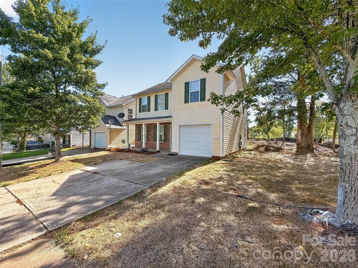 Property Photo:  2216 Emmons Lane  NC 28212 