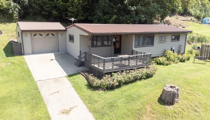 Property Photo:  802 Meadowlane Drive  OH 45167 