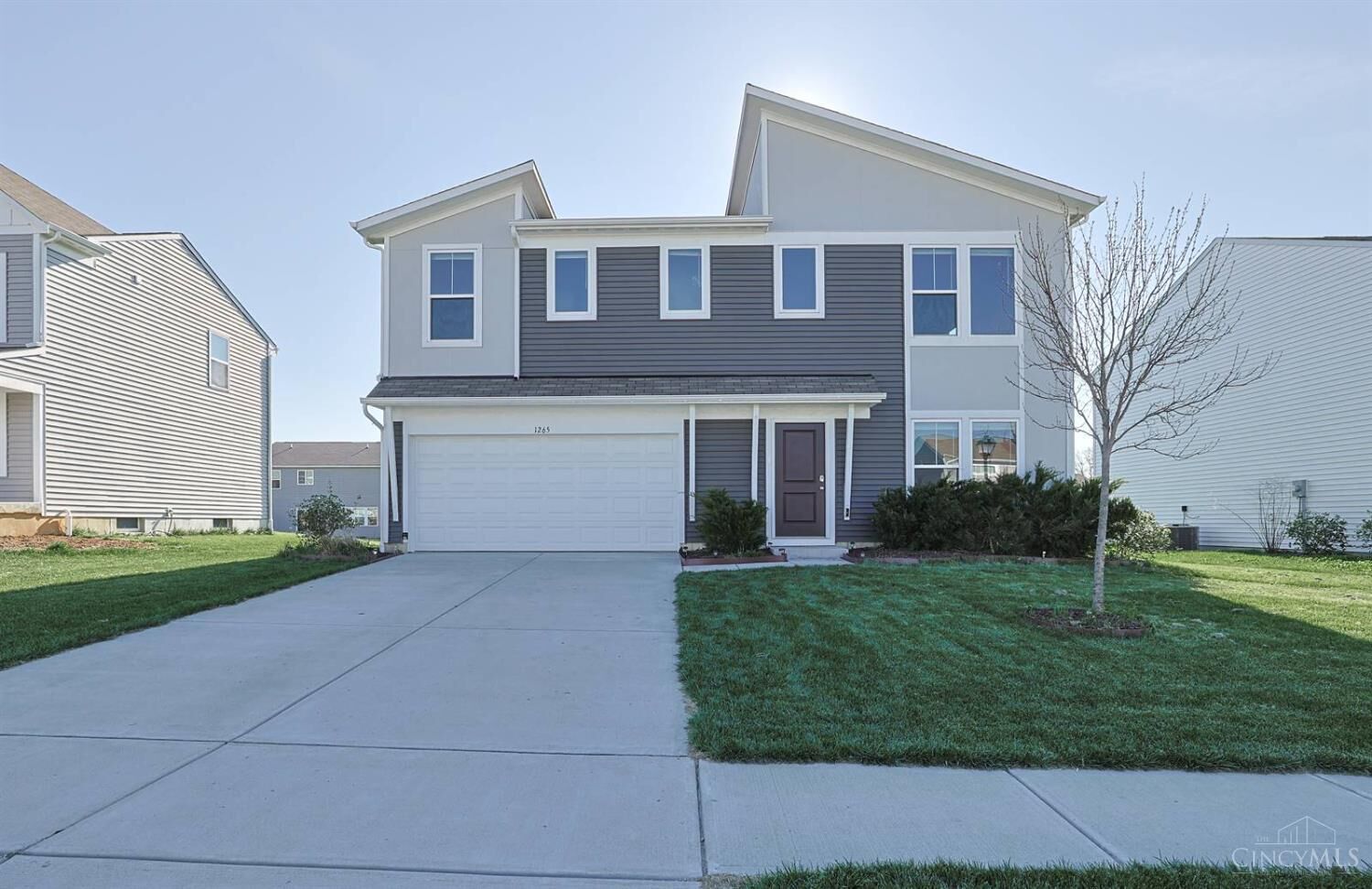 Property Photo: 1265 Soaring Way OH 45039