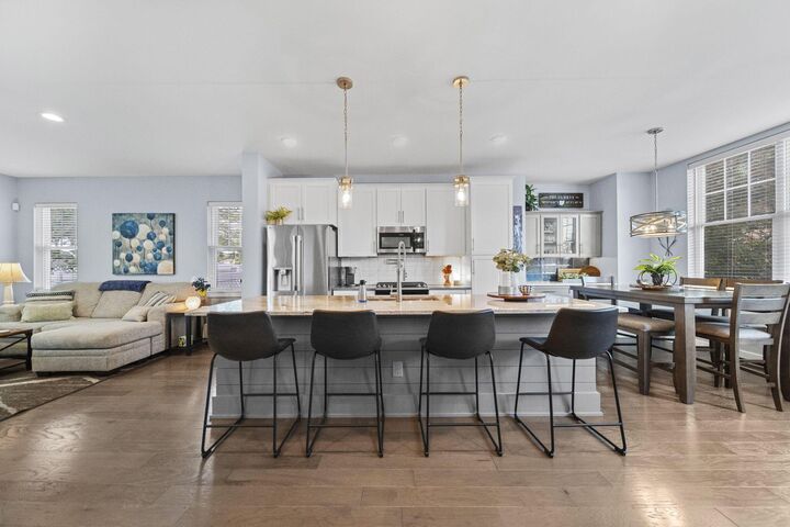 Property Photo:  1527 Ida Avenue  OH 43212 