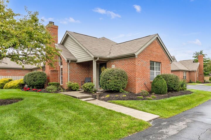 Property Photo: 3900 Sandstone Circle OH 43065