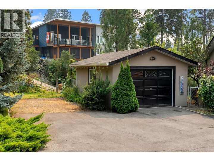 Property Photo: 3272 Juniper Drive BC V0H 1N1