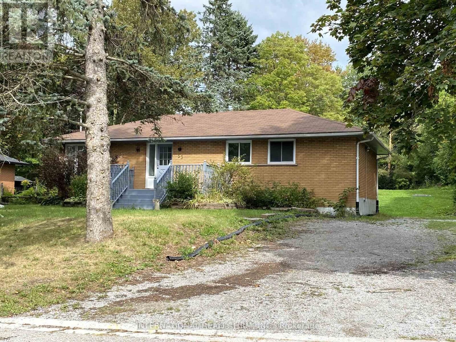 Property Photo:  53 Belfry Drive Main  ON L3Y 3E9 