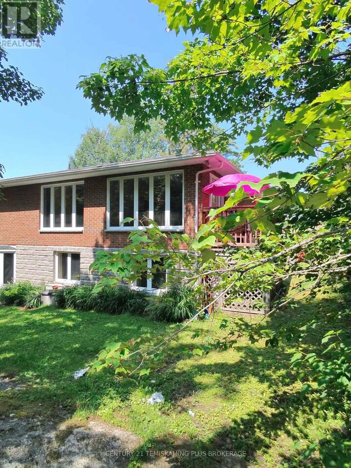 Property Photo: 43 O'Connor Drive ON P0H 2H0
