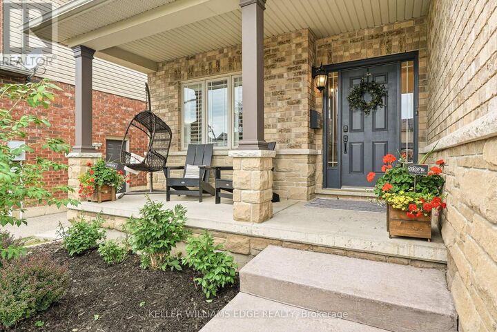 Property Photo:  53 Valiant Circle  ON L0R 1C0 