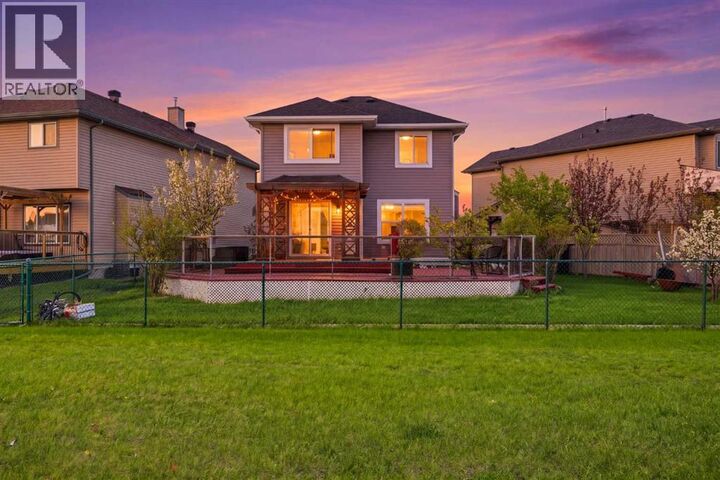 Property Photo: 86 Saddlecrest Close Northeast AB T3J 5B6