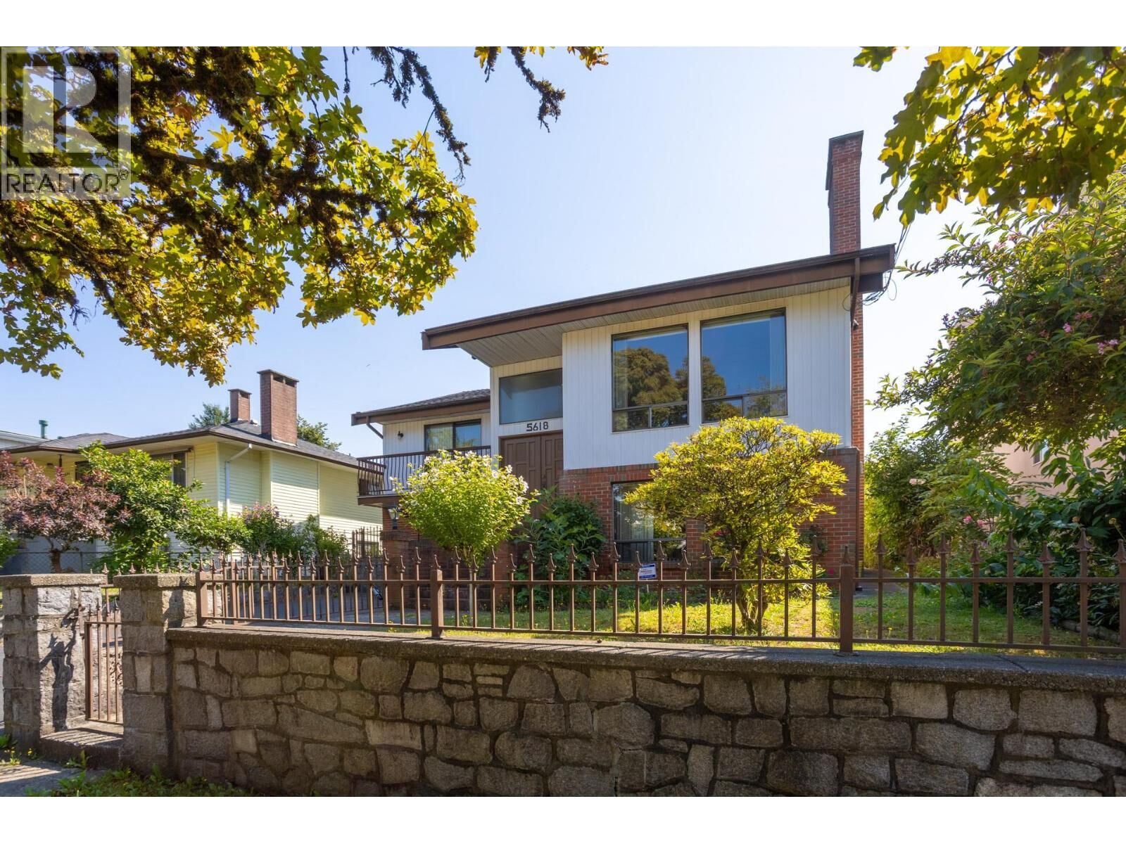 Property Photo: 5618 Lancaster Street BC V5R 4A5