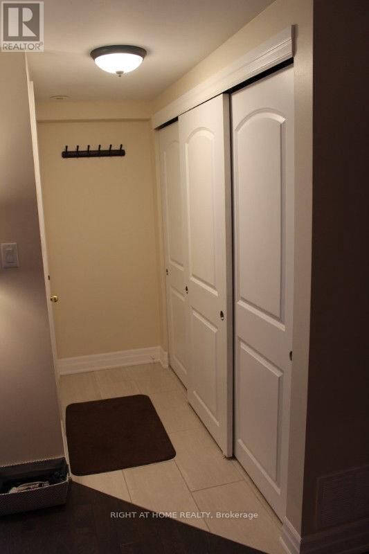 Property Photo:  3 Everson Drive 523  ON M2N 7C2 