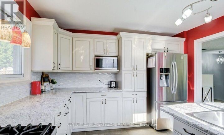 Property Photo: 304 Fernwood Avenue ON L1G 2H7