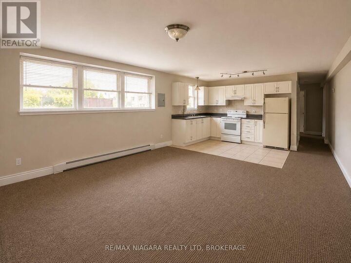 Property Photo:  143 Westchester Crescent 2  ON L2P 2N8 