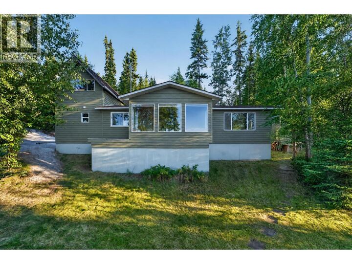 52200 Lloyd Drive — photo 1