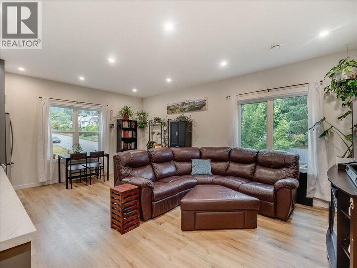 Property Photo: 1224 Stanley Street D BC V1L 1P7