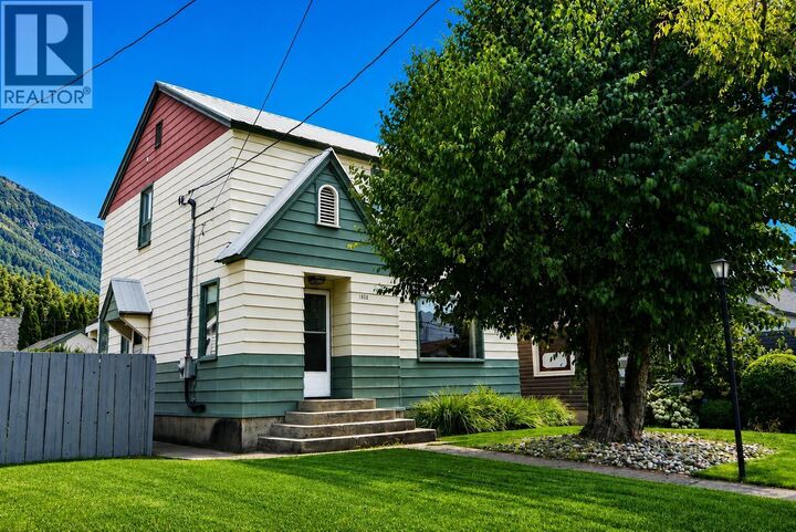 1141 Columbia Avenue — photo 1