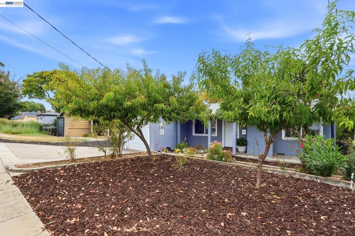 Property Photo: 1210 Highland Blvd CA 94542