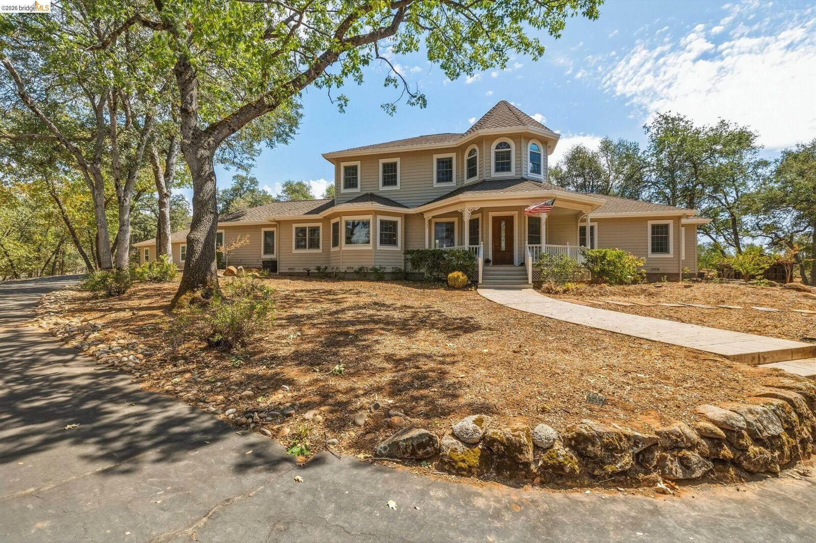 Property Photo:  16161 Parkridge  CA 95370 