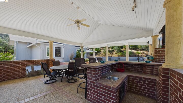 Property Photo:  17910 Dolores Ln  CA 95370 