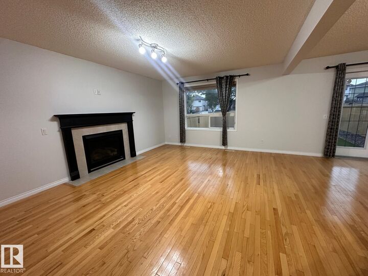 Property Photo: 1569 37A Avenue NW AB T6T 0E2