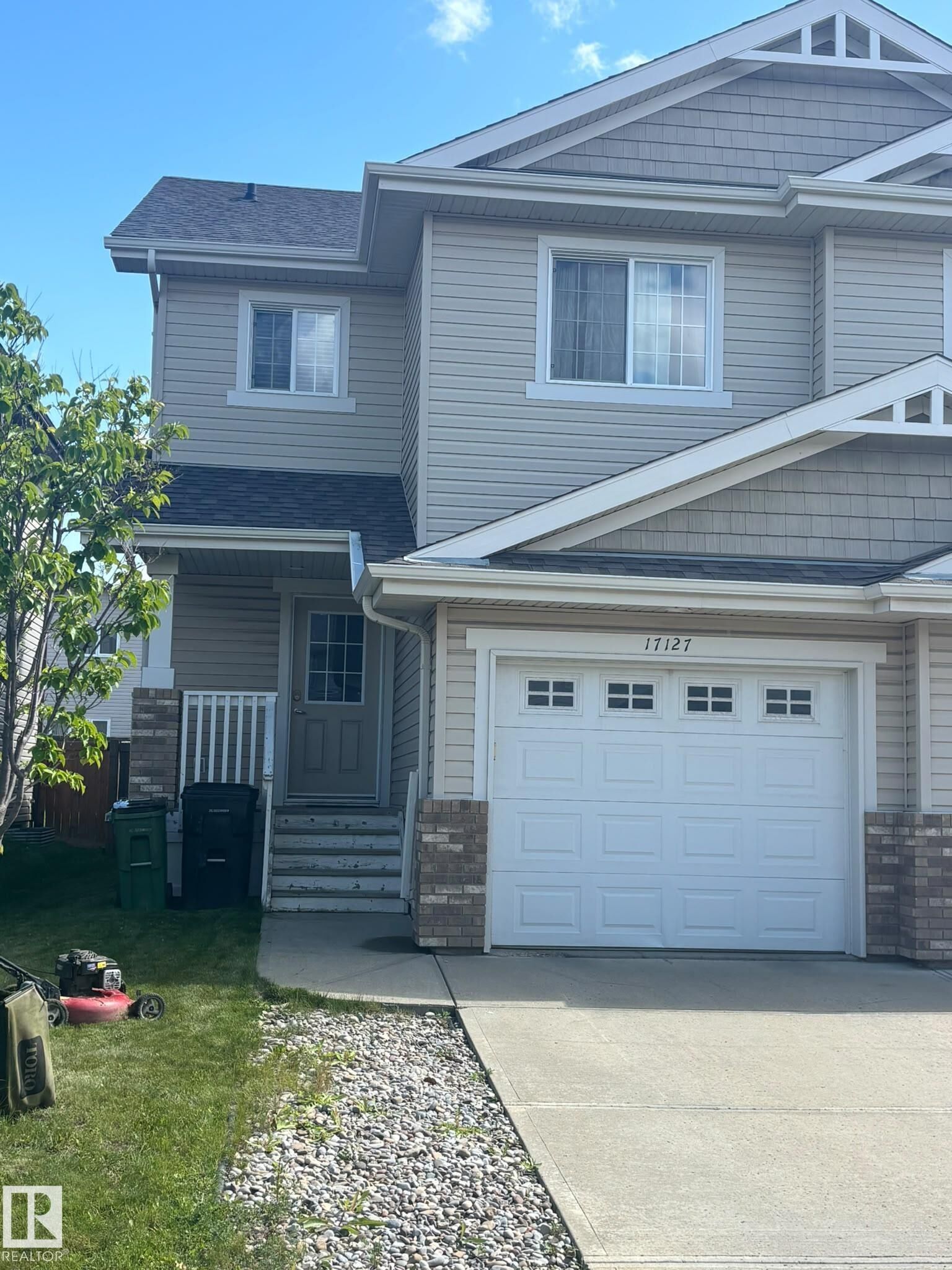 Property Photo:  17127 126 Street NW  AB T5X 0E6 