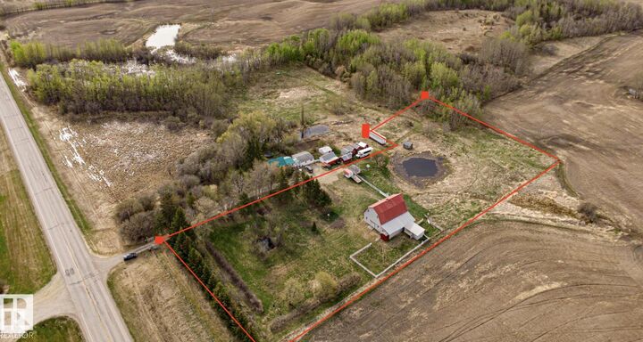Property Photo:  2409 Hwy 633 NW  AB T0E 0J0 
