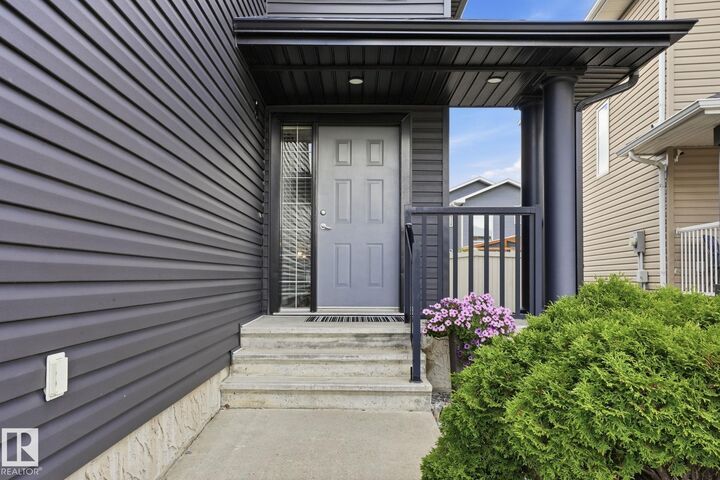 Property Photo: 66 Willowby Close AB T7Z 2X5