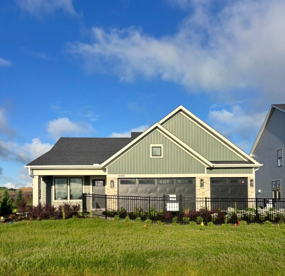 Property Photo: 3743 Holbrook Way MN 55387