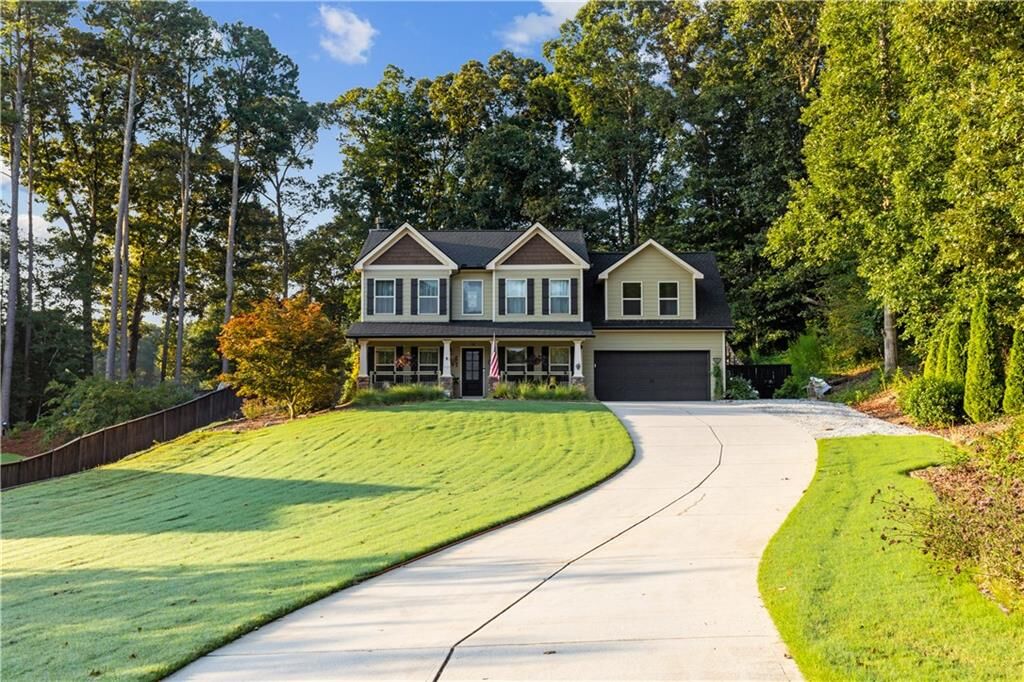 Property Photo:  541 Greenridge Lane  GA 30052 