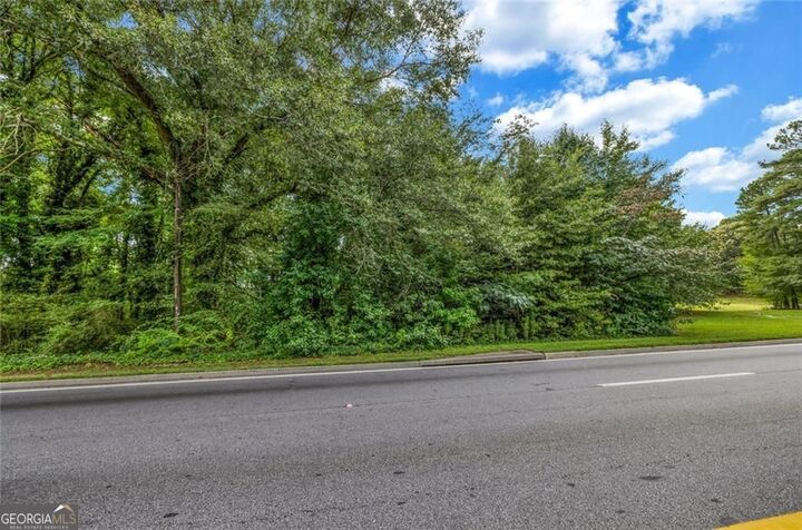 Property Photo:  6845 Old National Highway  GA 30349 