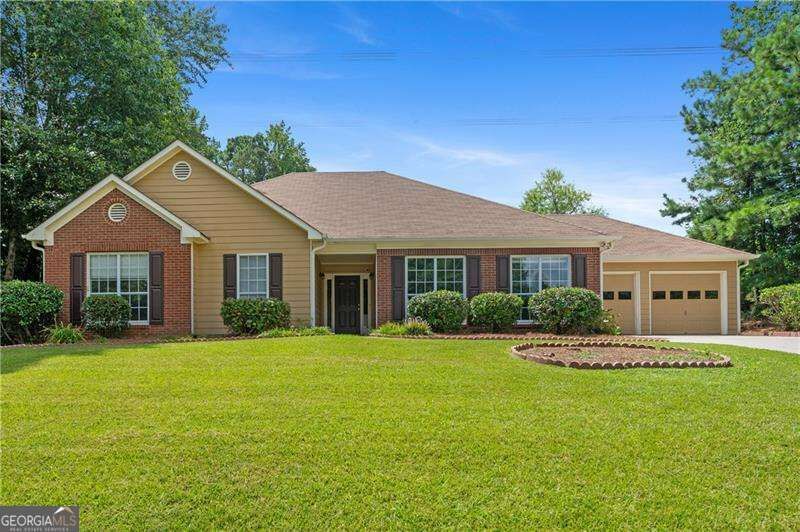 Property Photo: 6375 Seymour Place NW GA 30101