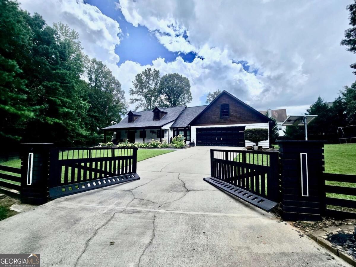Property Photo: 1800 Ashton Brooke Lane GA 30519
