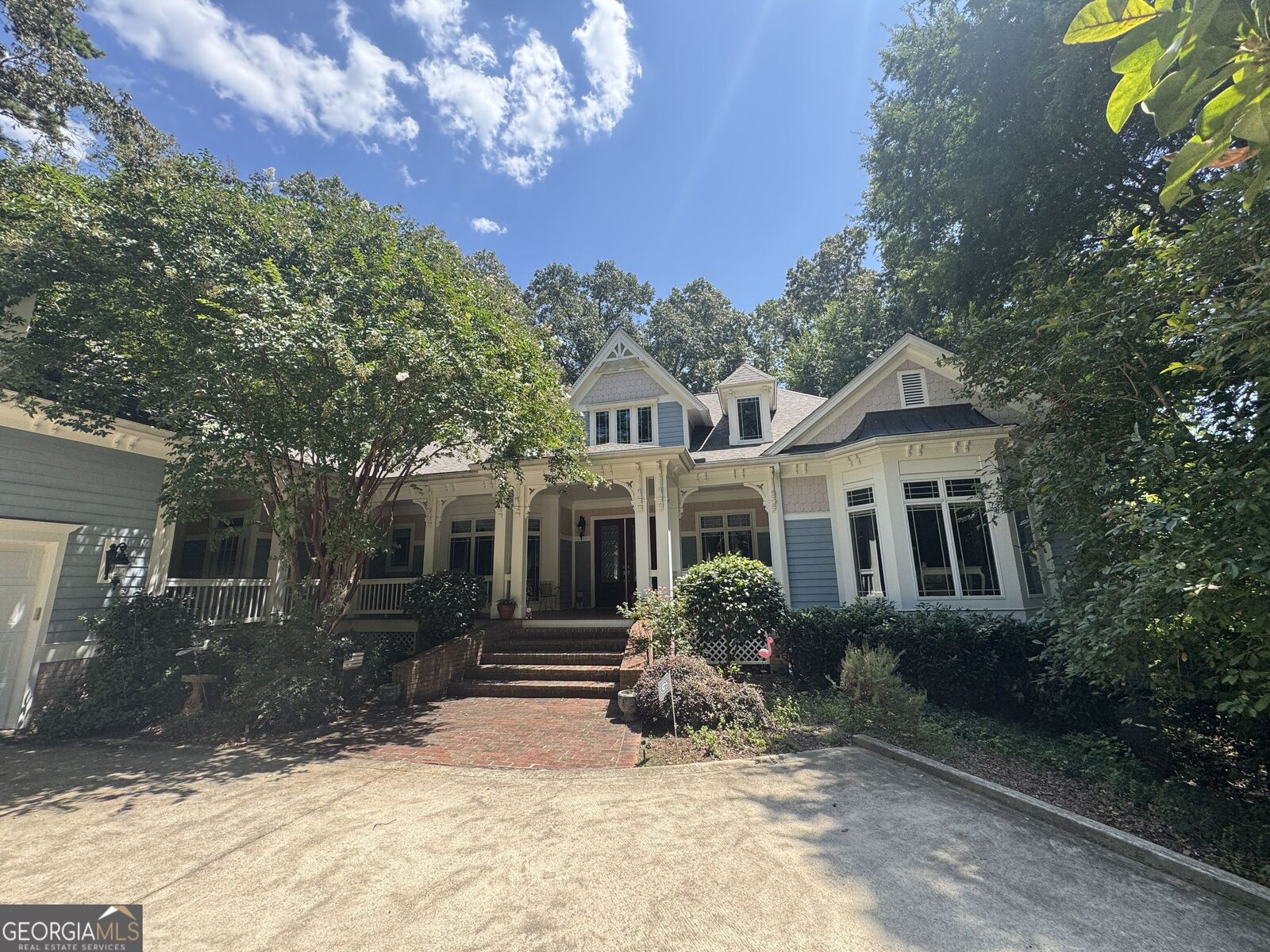 Property Photo: 1020 Hixons Bluff Drive GA 30642